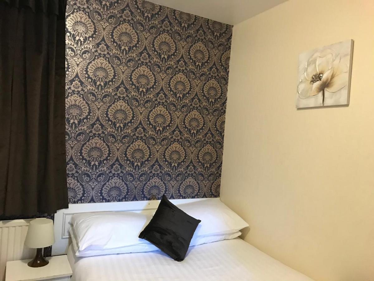 The Feathers Hotel Blackpool Eksteriør billede