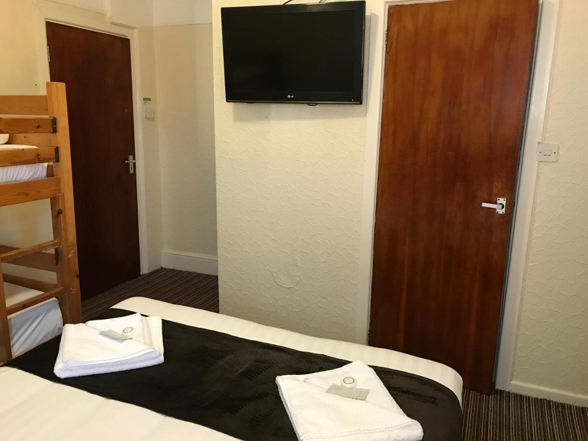 The Feathers Hotel Blackpool Eksteriør billede